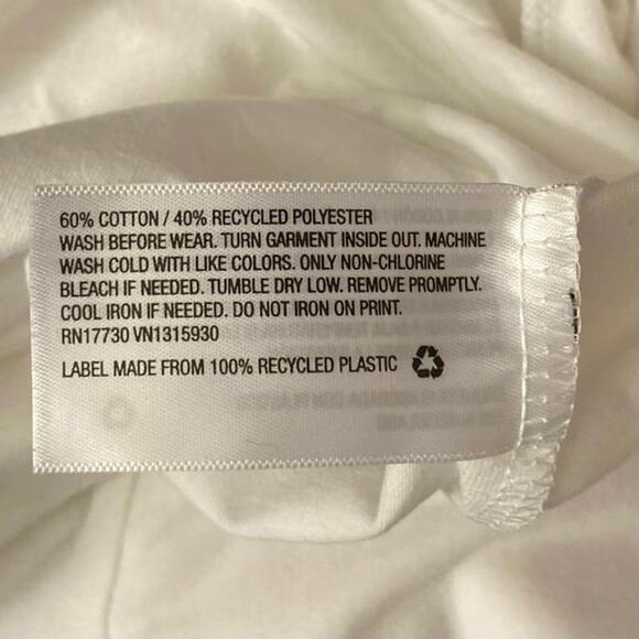 More Than Magic Shirt Lightning Bolt Large 10/12 Girls/Juniors White Black - Picture 9 of 9